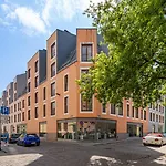 New Flat With Free Underground Parking And Air Conditioning